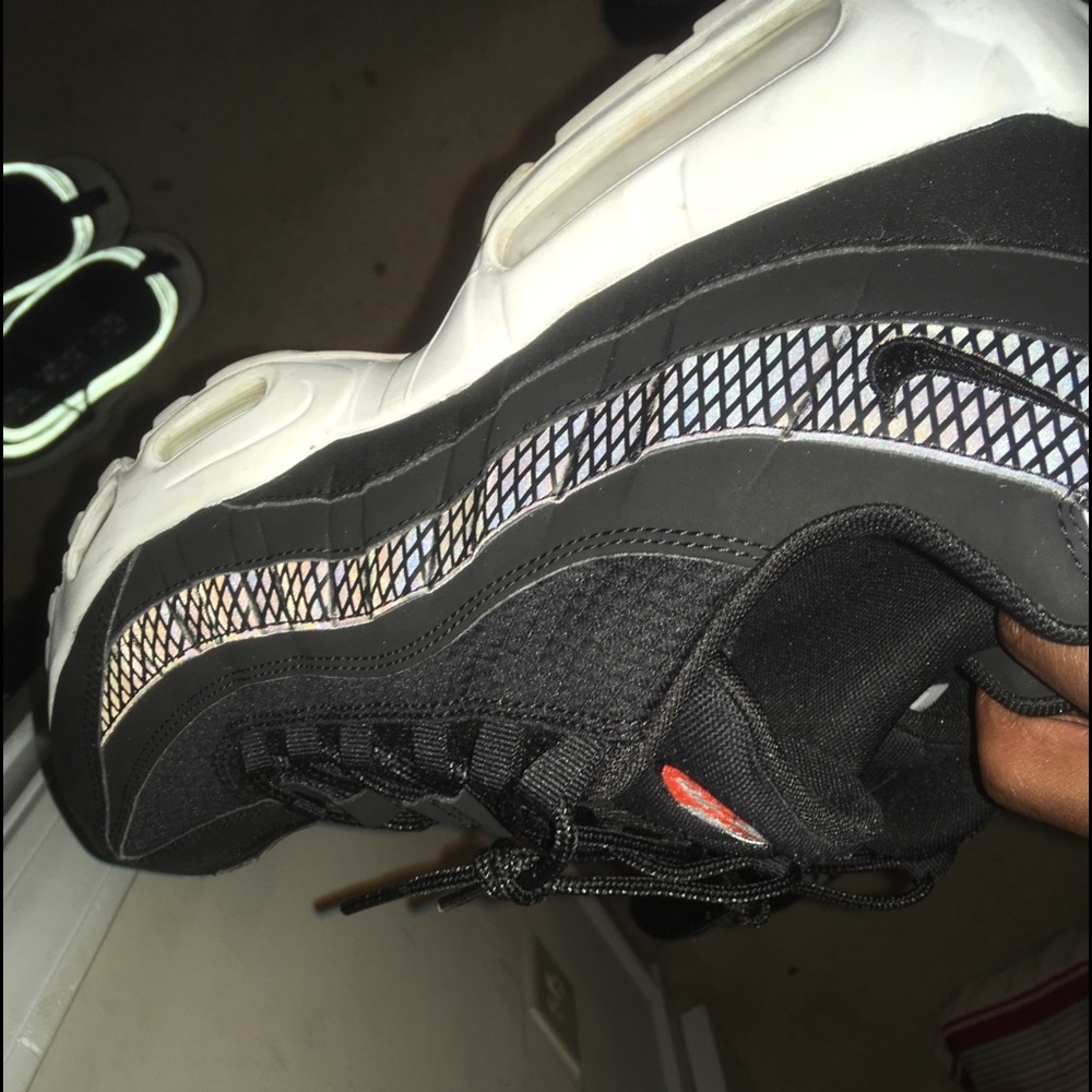 Black air max 95’s